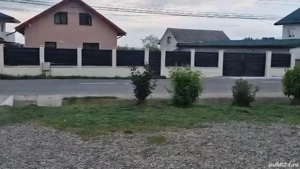 Casa cu mansarda de vânzare