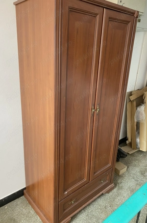 Vand Dulap Cu Doua Usi