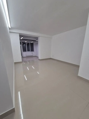 Spatiu Comercial de inchiriat in zona Crangasi - imagine 3