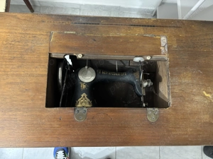 Vand masa si masina de cusut Naumann 2000 RON Negociabil - imagine 5