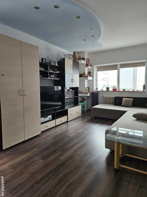 Apartament 3 camere, 80 mp, decomandat, etaj 3 4, Poitiers