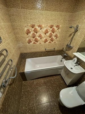 Apartament cu o camera de inchiriat zona Dambovita