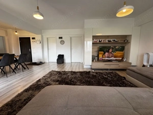 Apartament de 3 camere ( Orientare Optima ) -Tractorul - imagine 4