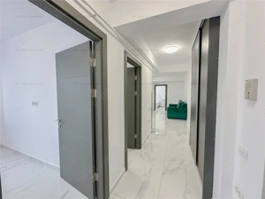 Apartament 3 camere central cu parcare si priveliste - imagine 8