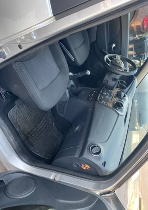 Dacia  sandero Phase 2 1.0 SCe 12V 73 cv - imagine 7