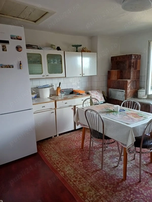 Casa spatioasa, 6 camere, 2 bucatarii + Anexe, Teren 1971mp - imagine 8