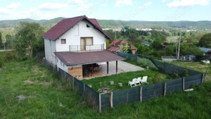 Vilă de vânzare în Curtea de Argeș. Cartier Rezidențial Marina. - imagine 8