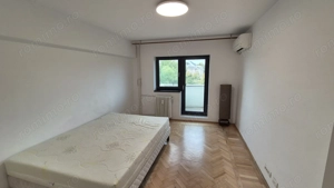 Apartament cu 3 camere 90,11 mp, bloc 1996 - Unirii - imagine 3