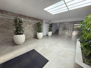 Vanzare apartament 2 camere parter in Hils Pallady, ideal Cabinet - imagine 5