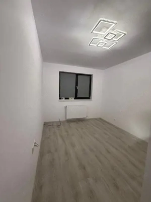 Vanzare apartament 2 camere parter in Hils Pallady, ideal Cabinet - imagine 10