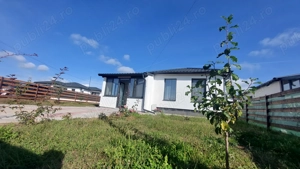 Casa BCA , Noua, Mobilata utilata ,Centrala proprie cu GAZ 3 Km de Centrul Mioveniului