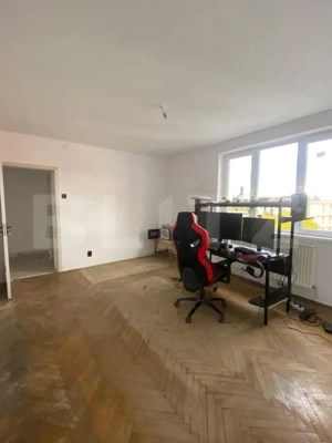 Apartament cu 2 camere, decomandat în Brașovul Vechi - imagine 6