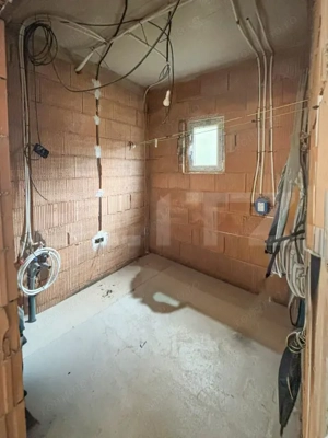 Casa partial finisata Jucu de Sus 589mp teren - imagine 10