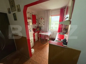 Apartament cu 3 camere, 50 mp, decomandat, zona Minerul - imagine 4