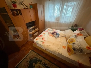 Apartament cu 3 camere, 50 mp, decomandat, zona Minerul - imagine 2