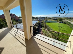 Casa spatioasa cu 8 dormitoare - imagine 6