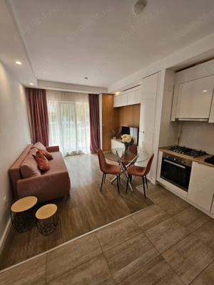 Studio 2 camere mobilat, utilat, parter cu piscină in Cosmopolis - imagine 2