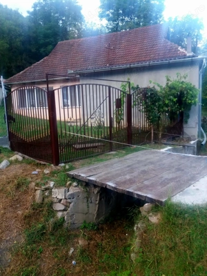 Casă cu teren foarte mare in Hălmagiu - imagine 7