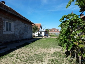 Cas #259; cu teren generos de 1057 mp – Ghiroda, zona central #259;
 - imagine 2