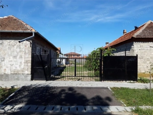 Cas #259; cu teren generos de 1057 mp – Ghiroda, zona central #259;
 - imagine 7