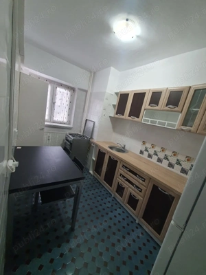 Inchiriez apartament central 2 camere - imagine 4 Inchiriez apartament central 2 camere - imagine 4