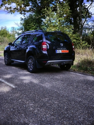 Dacia Duster .1.5 dCi .4X4 .2015 .110 CP .110.000 KM .Negru metalizat - imagine 2 Dacia Duster .1.5 dCi .4X4 .2015 .110 CP .110.000 KM .Negru metalizat - imagine 2