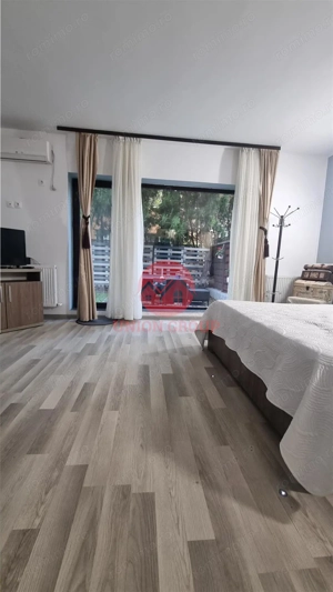 Studio Spatios cu Curte Proprie la Cativa Pasi de Mare, Mamaia Nord - imagine 2