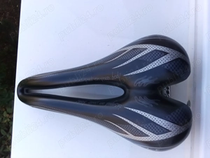 Sa bicicleta SMP Hybrid