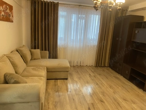 inchiriez apartament micro V