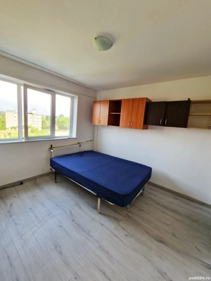 Camera camin cu baie in camera Bularga 