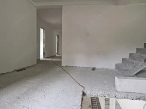 Casă frumoasă - zonă liniștită - imagine 7