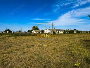 Teren intravilan cu potential de investitie 62000mp  - imagine 11