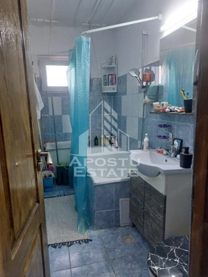 Apartament cu 3 camere,decomandat,centrala proprie,zona Dambovita - imagine 8