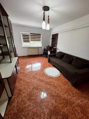 Ap 2 camere conf 1 dec, etaj 2/4, Malu Rosu - imagine 2