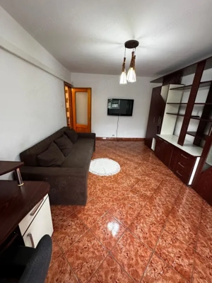 Ap 2 camere conf 1 dec, etaj 2/4, Malu Rosu - imagine 8