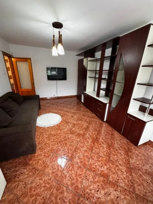 Ap 2 camere conf 1 dec, etaj 2/4, Malu Rosu - imagine 9