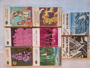 Lot 3 -  Carti beletristica (vechi)  (buc = 8) 