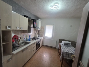 Inchiriez apartament 3 camere central - imagine 3 Inchiriez apartament 3 camere central - imagine 3