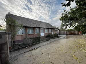 Casa 4 camere cu teren de 3892 mp - imagine 4
