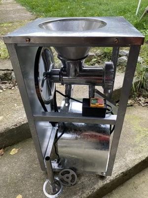 Masina tocat carne aluminiu Poland 1.5KW 749 lei - imagine 3