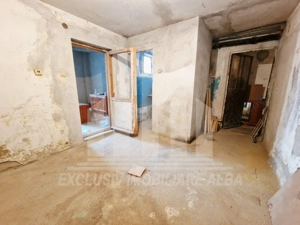 Boxa cu 2 camere in Cetate