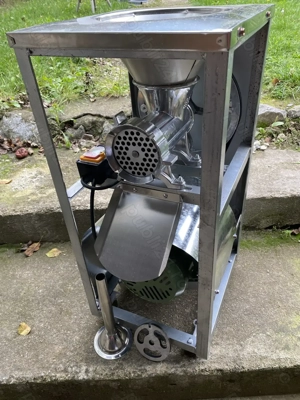 Masina tocat carne aluminiu Poland 1.5KW 749 lei