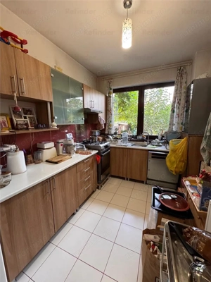 Vanzare vila P+1+M | Popesti Leordeni - Viilor | teren 226 mp | - imagine 10 Vanzare vila P+1+M | Popesti Leordeni - Viilor | teren 226 mp | - imagine 10