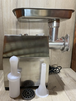 Masina tocat carne profesionala 799 lei