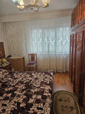 Apartament 3 camere de vanzare , Pitesti - imagine 2