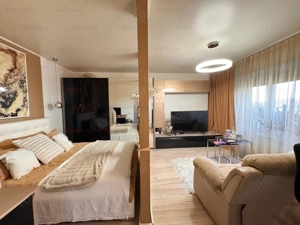 vanzare garsoniera superba Unirii | Calea Calarasilor | etaj 5 8 | centrala proprie | mobilata si ut