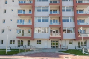 apartament 2 camere superb | Metrou Titan | Bloc 2014 | langa parc | vedere in parc | decomandat |