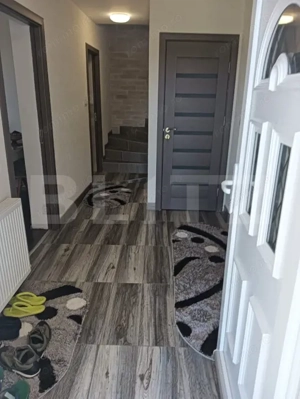 Vand sau schimb cu apartament vila superba cu 3 dormitoare  in Ungheni - imagine 17