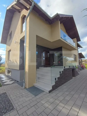 Casa individuala 338 mp, teren 1400 mp, in Mihai Viteazu - imagine 20