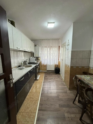 Vând apartament în orașul Balș  - imagine 4